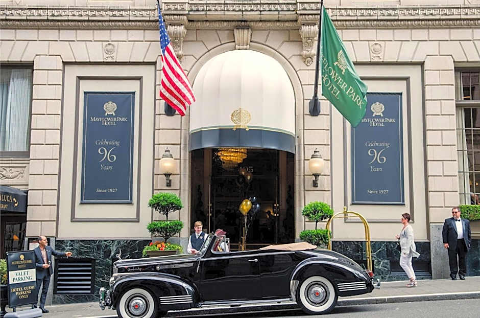 Mayflower Park Hotel