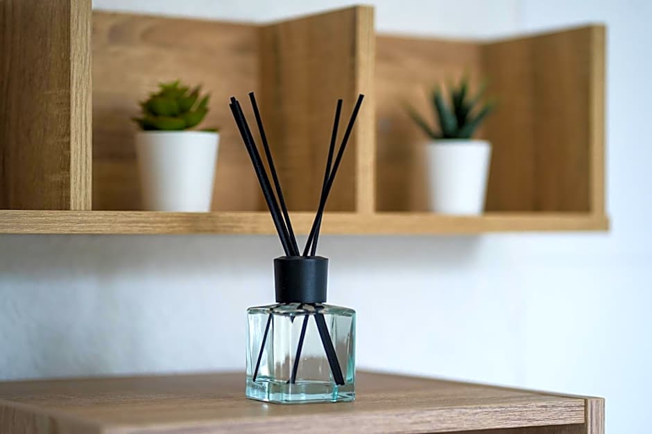 B&B Outlet Hotel - Metzingen - Bad Urach - Free Parking