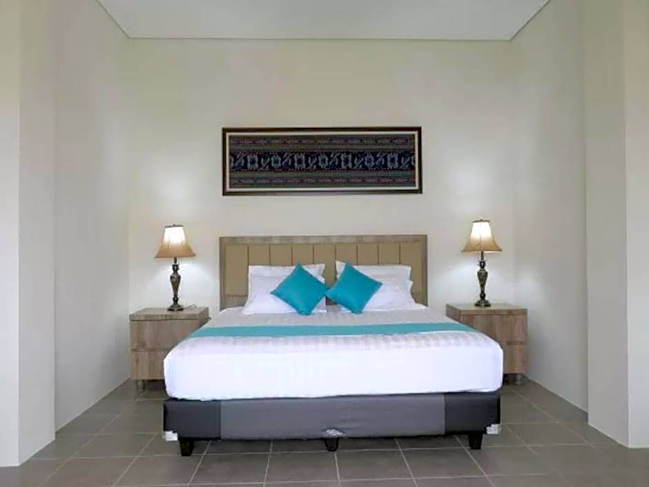 La Cecile Hotel and Cafe