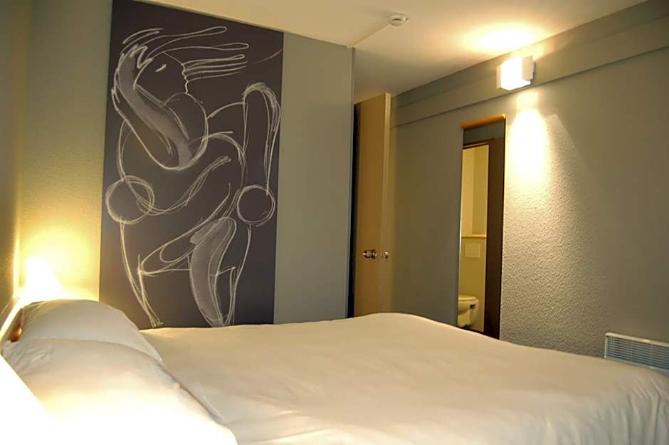 Ibis Auray