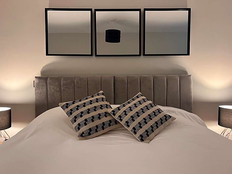 Modern Apartment - BHX NEC - Free Secure Gated Parking