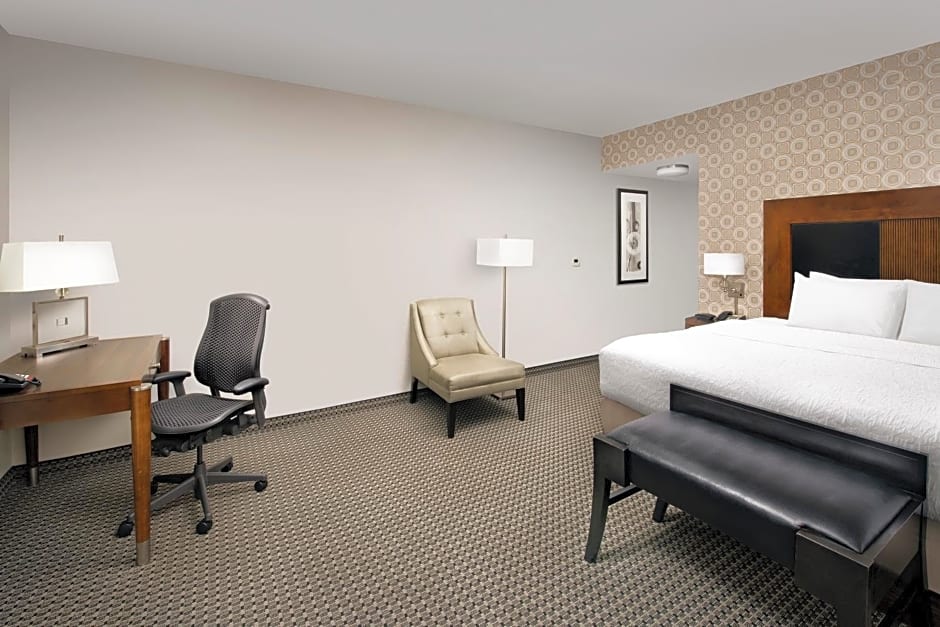 Hampton Inn & Suites Tupelo/Barnes Crossing