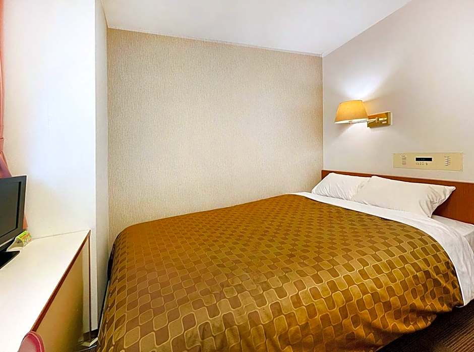 Photo 1 of 6 of Small Double Room - Non-Smoking