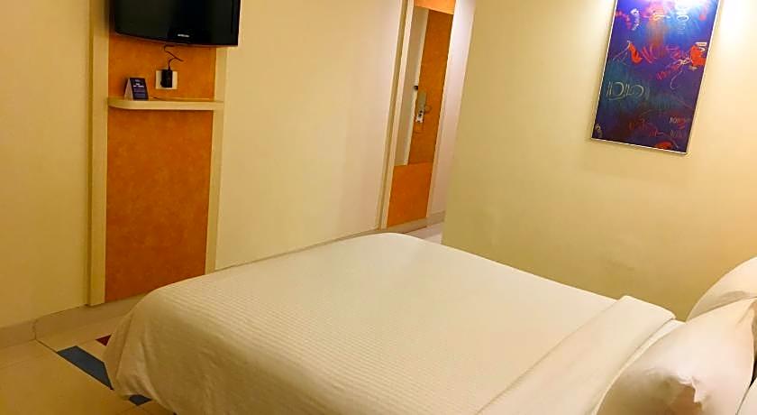 Hometel Chandigarh