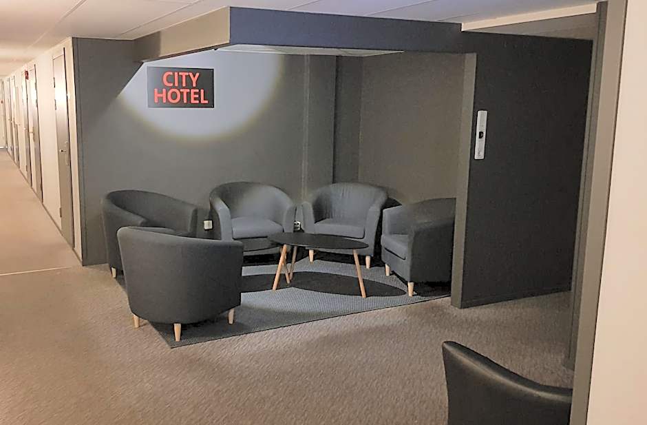 City Hotel