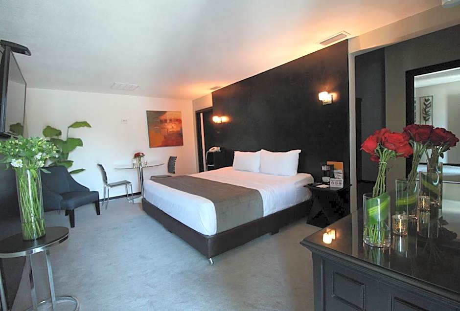 Photo 1 of 4 of Junior Suite