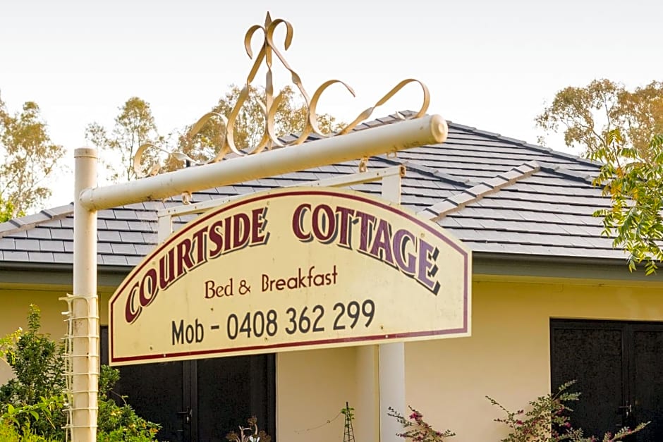 Courtsidecottage Bed and Breakfast