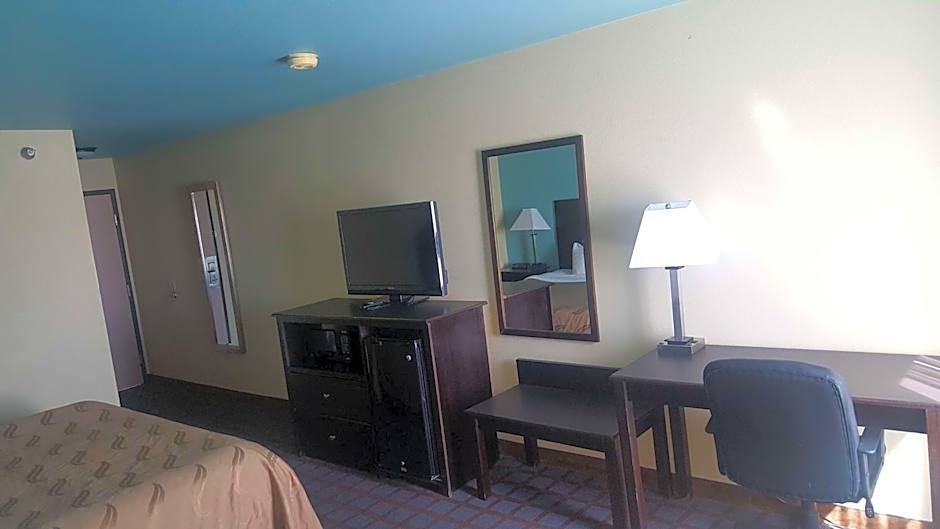 Red Lion Inn & Suites Blue Springs