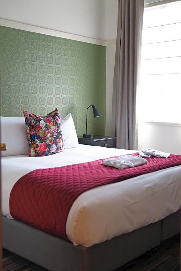 Hotel Queanbeyan Canberra