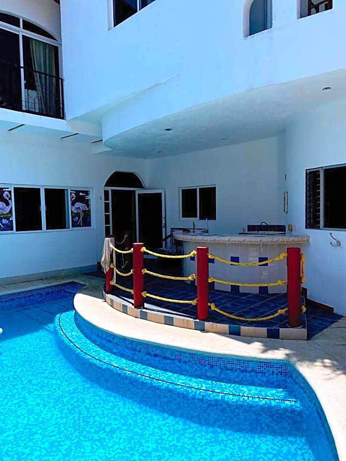 Hotel Casa Raymundo Suites