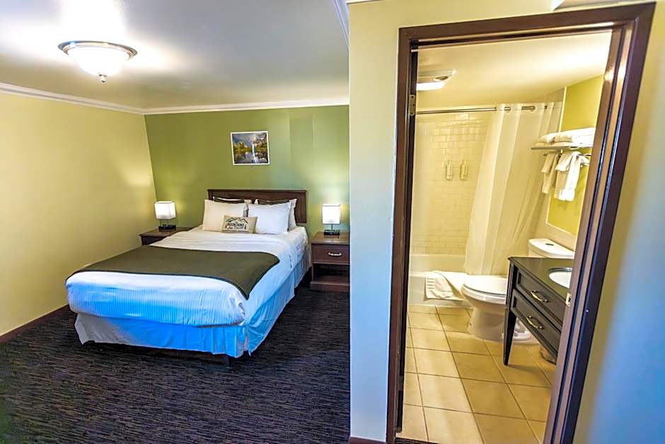 The Mammoth Creek Inn