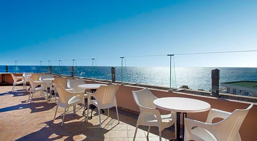 Iberostar Waves Bouganville Playa