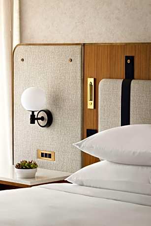 Queen Room with Two Queen Bed and Balcony