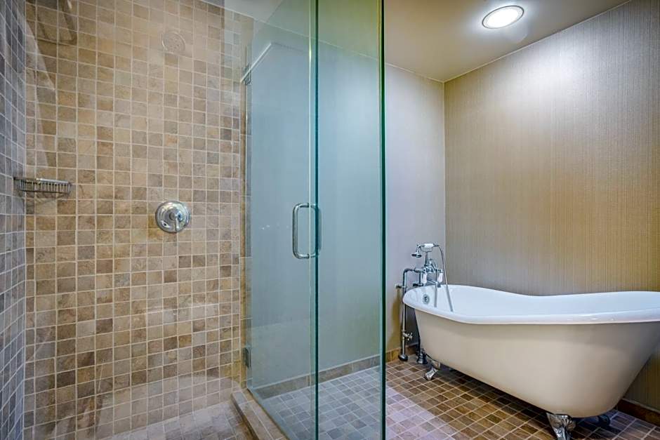 Holiday Inn Lafayette-City Centre By IHG