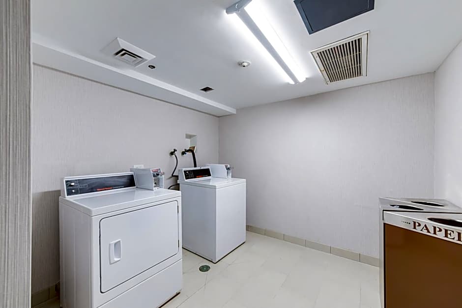 Holiday Inn Express Naperville By IHG