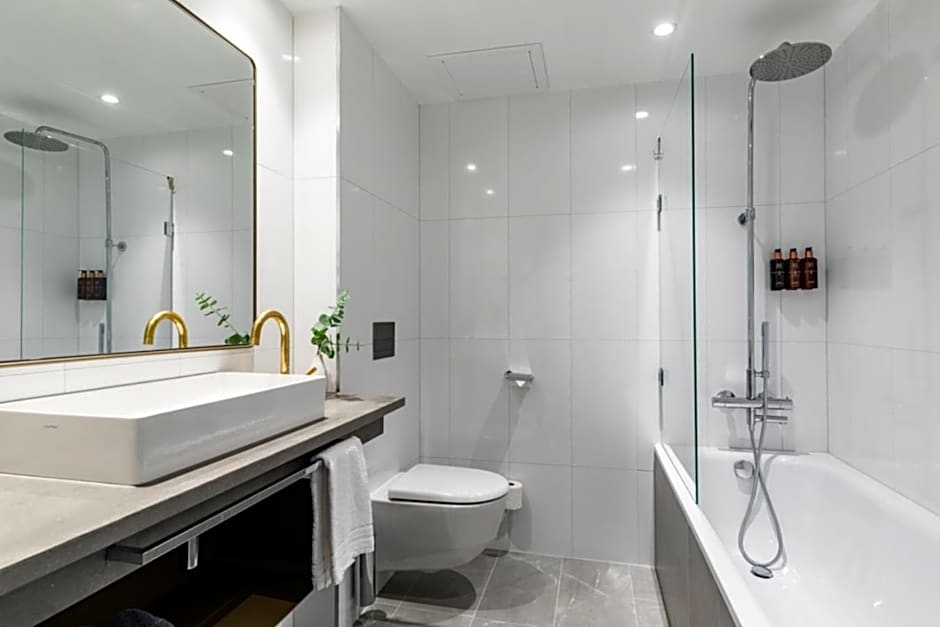 Clarion Hotel Gillet