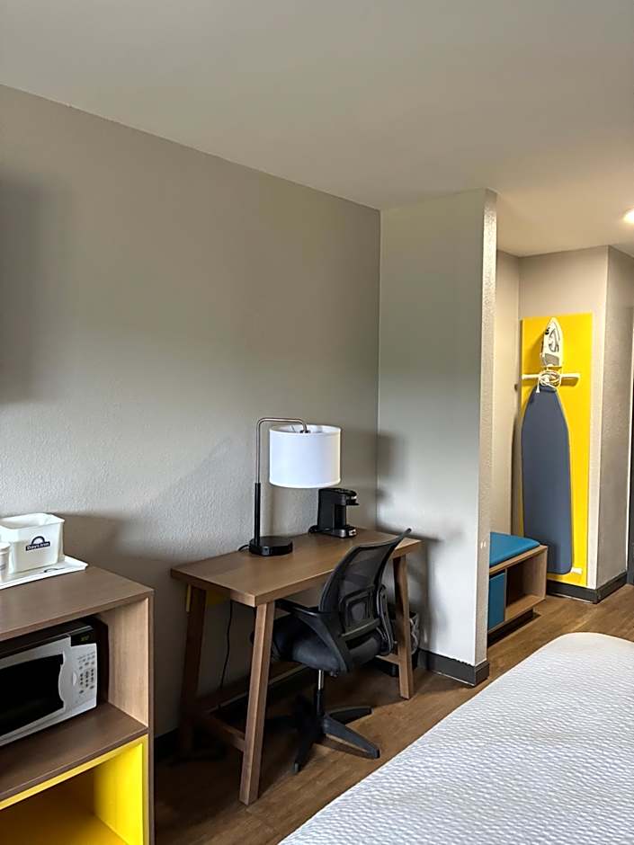 Days Inn by Wyndham Wurtsboro