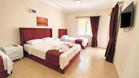 Deluxe Family Room