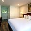 Studio City Court Yard Hotel