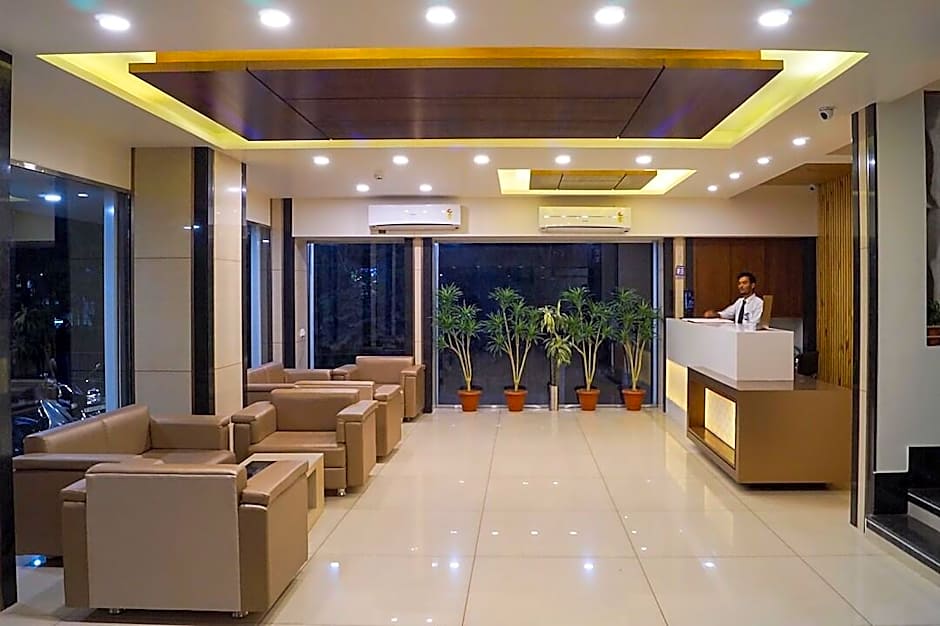 Hotel Midtown, Vadodara