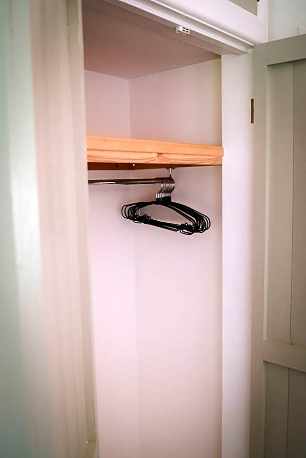 Lemon Tree Rooms - Newly Refurbished Coastal Stay