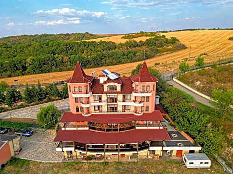 Комплекс АНИ МАР яз Клокотница