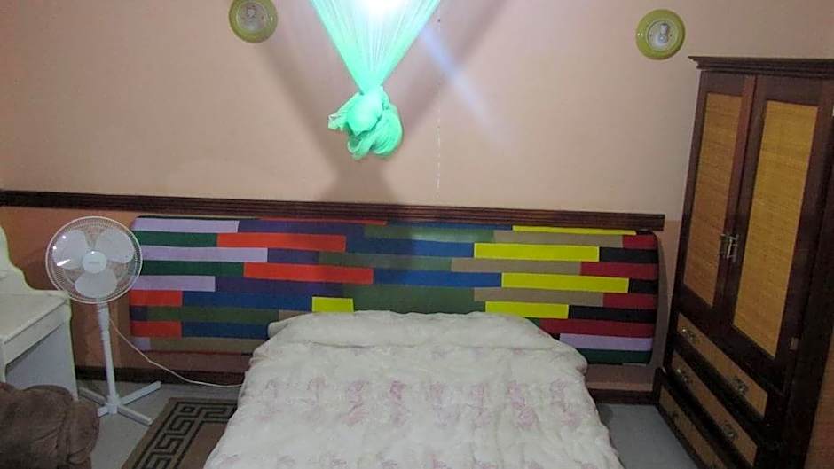 Flintstones Backpackers