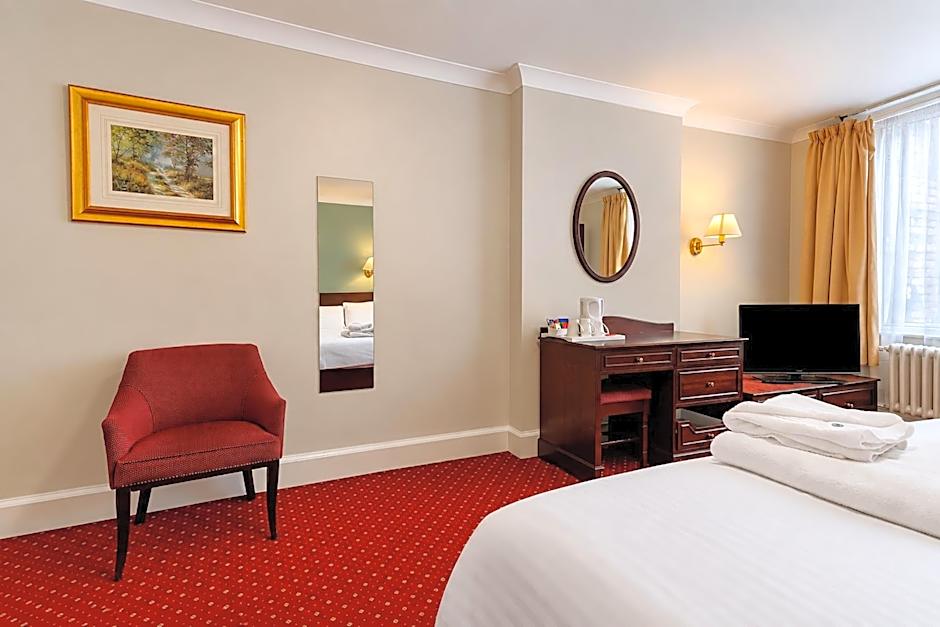 Belvilla Crewe Arms Hotel