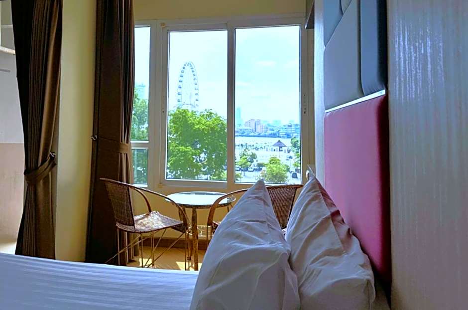 The Sunreno Hotel Bangkok