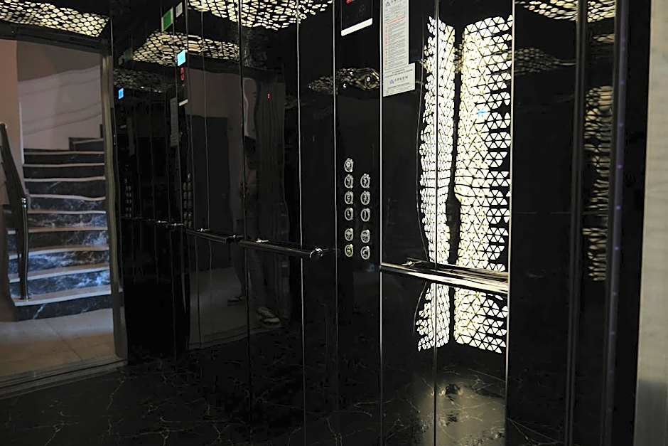 Plus Hotel & Private Transportation İstanbul Airport-By Loft