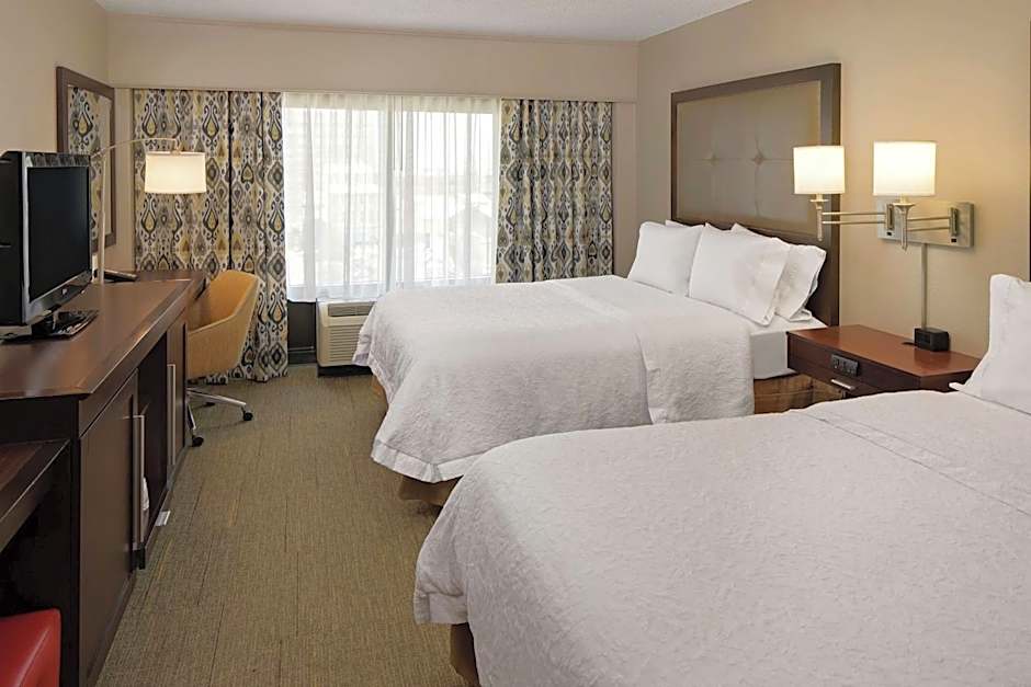Hampton Inn Louisville Downtown