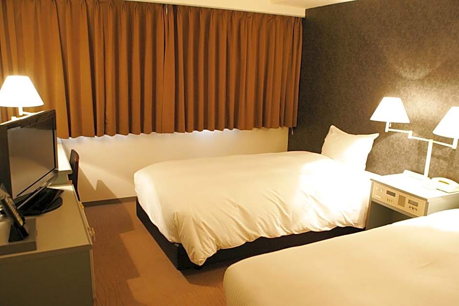 Green Rich Hotel Nishitetsu Ohashi Ekimae