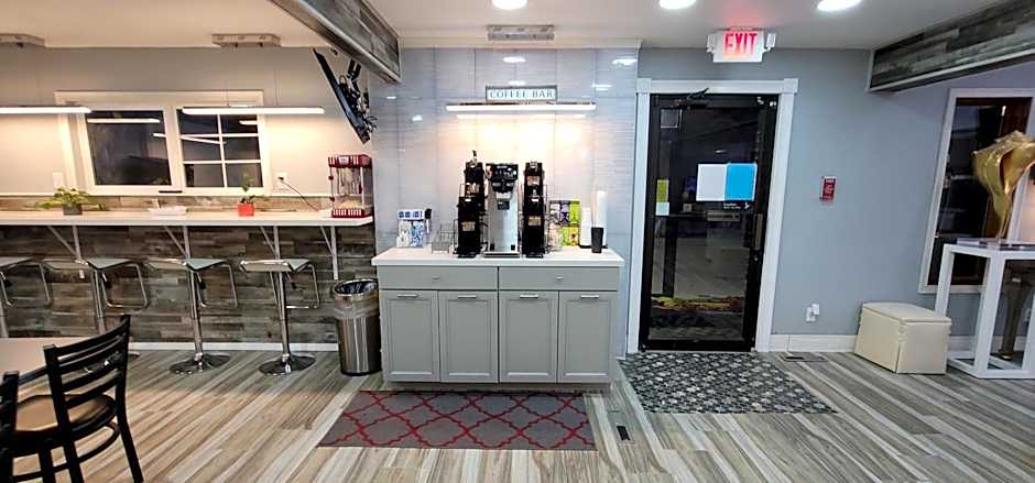 Dragonfly Inn & Suites