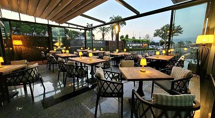 Wyndham Grand Izmir Ozdilek Thermal & Spa