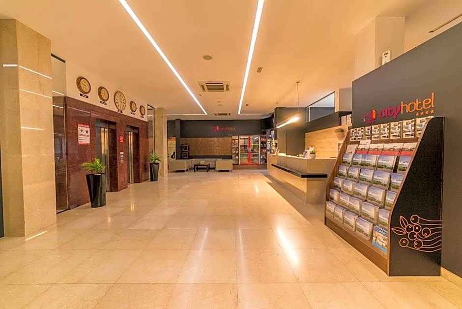City Hotel