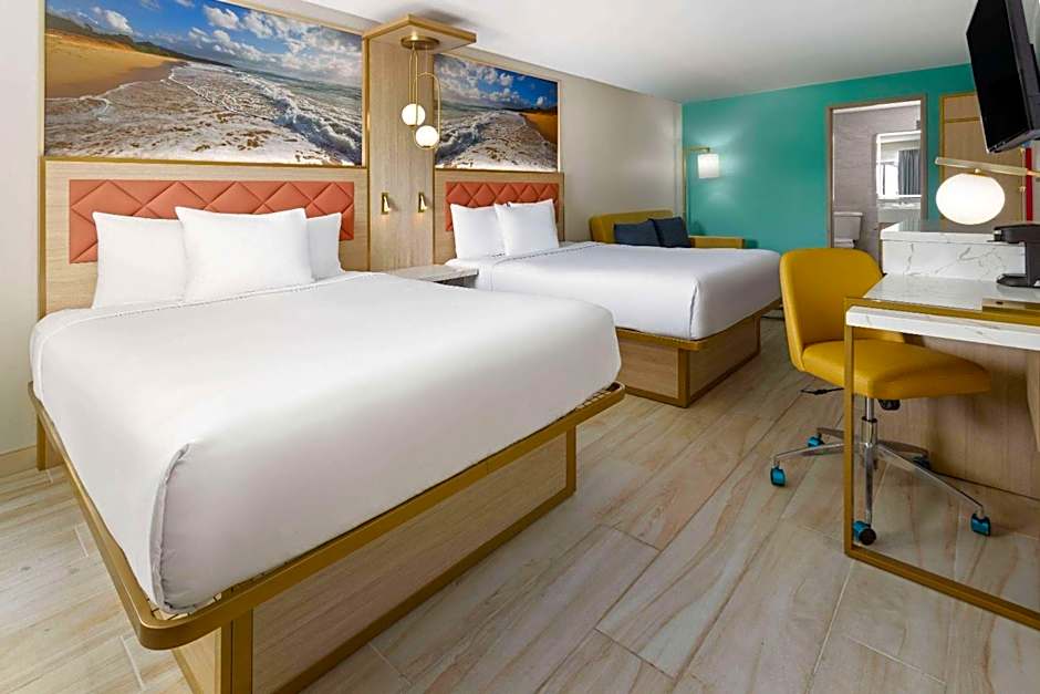 The Vibes Hotel, Trademark Collection by Wyndham