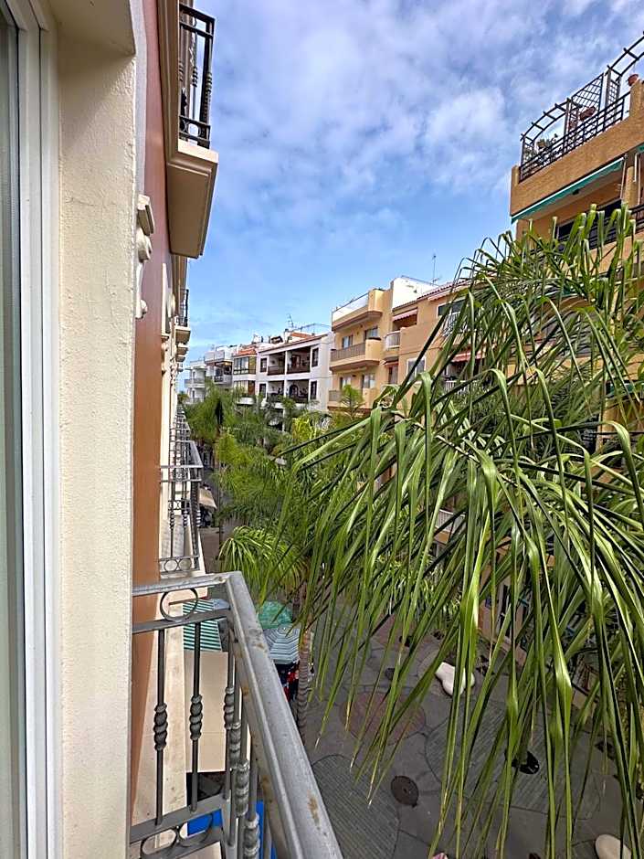 Hotel RF Astoria - Adults Only