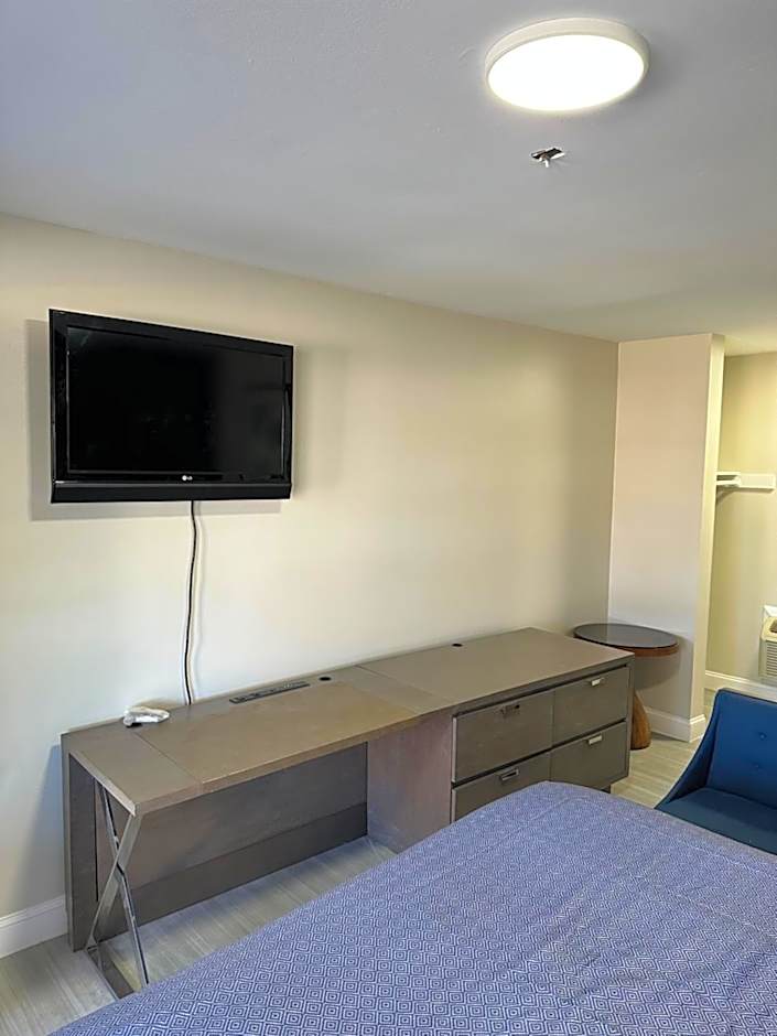 Economy 7 Inn Hampton