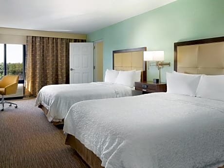 2 Queen Beds W/fridge-microwave Nonsmoking