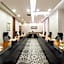 Crown Rose Al Sahafa Hotel