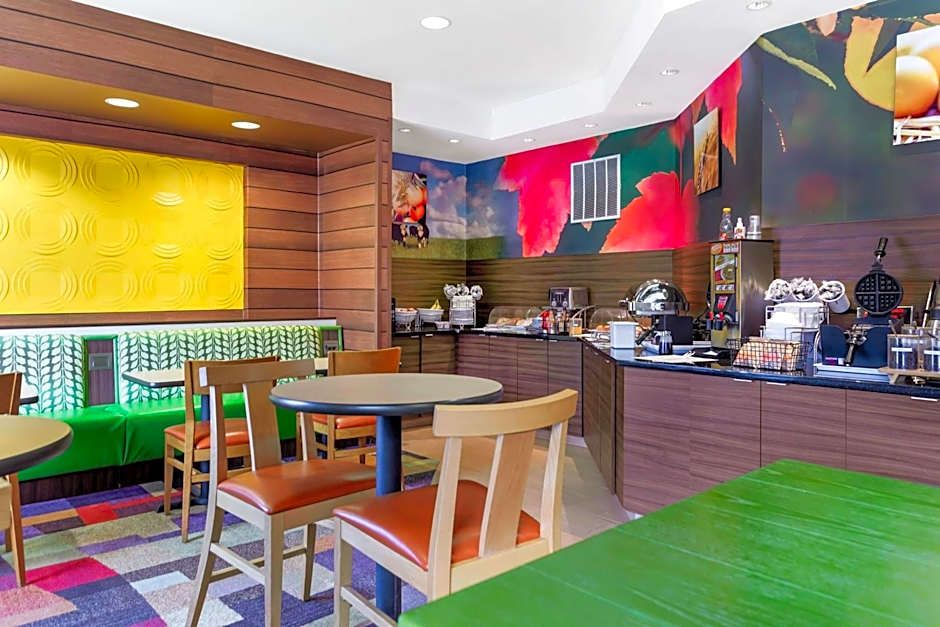 Comfort Inn & Suites Green Bay Stadium Area