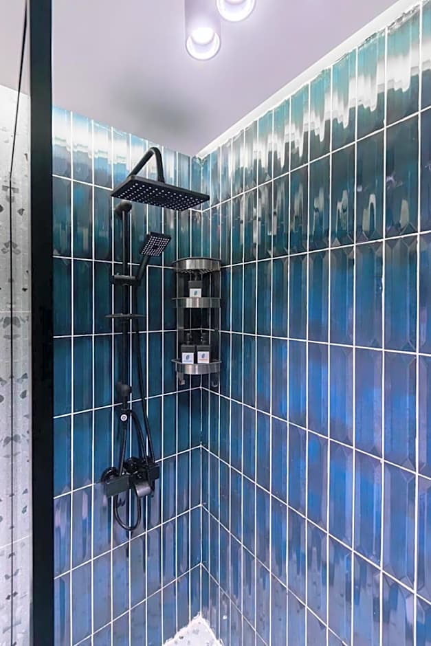 The 1 BDR Cobalt Cube 5 min to CAI Airport