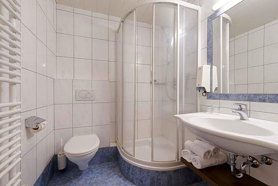 Hotel Enzian Paznaun