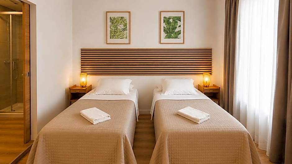 INT Lisbon Suites