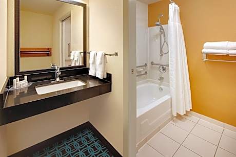 Suite, 1 King Bed with Sofa bed (1 King Bed and 1 Double Sofa Bed)