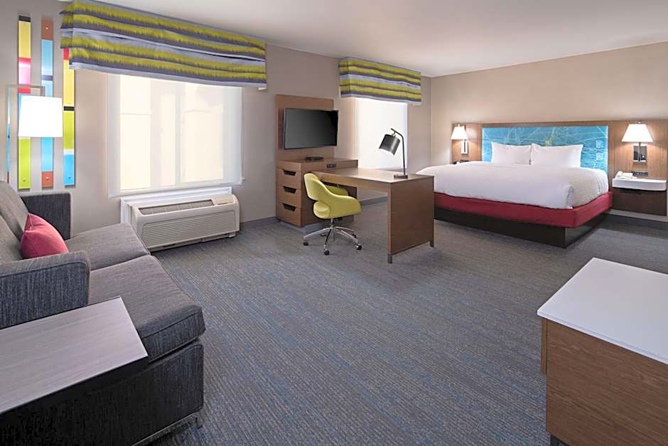 Hampton Inn By Hilton Visalia