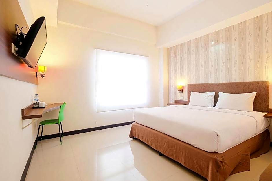 Tree Hotel Panakkukang Makassar By LIFE