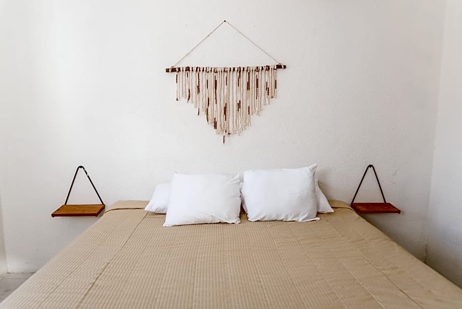 Ahava Hotel