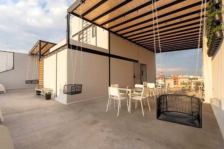 P401 Zocalo & Cathedral 2bdrm 2bath AC