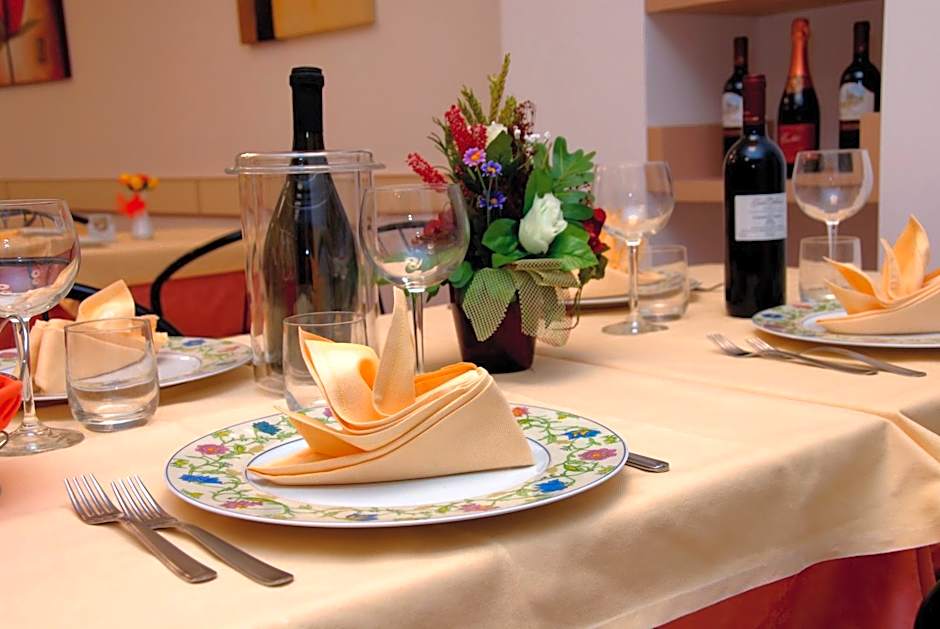 Groane Hotel Residence